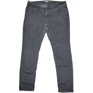 Old Navy Super Skinny Jeans Distressed. Size 16. Pre-owned.